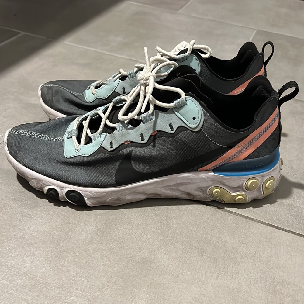 Nike shoes